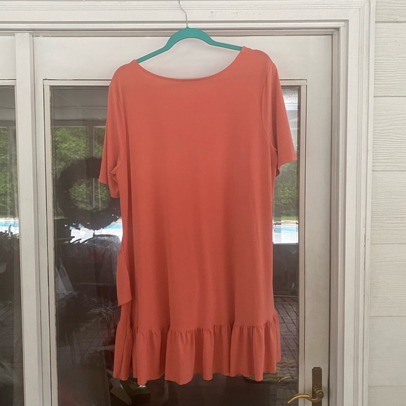 Ruffle top - Picture 2 of 6